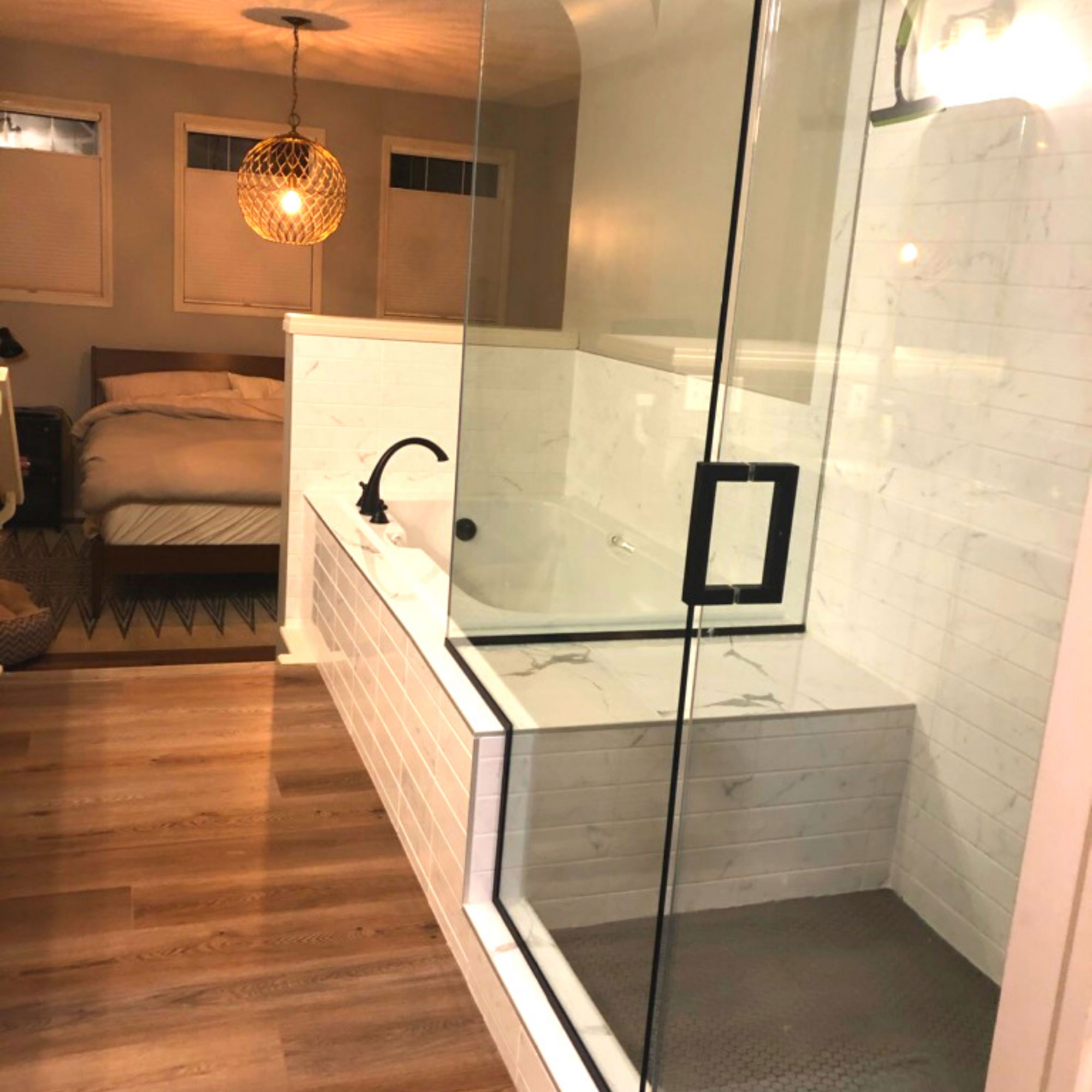 Shower Door & Glass Tub Enclosures